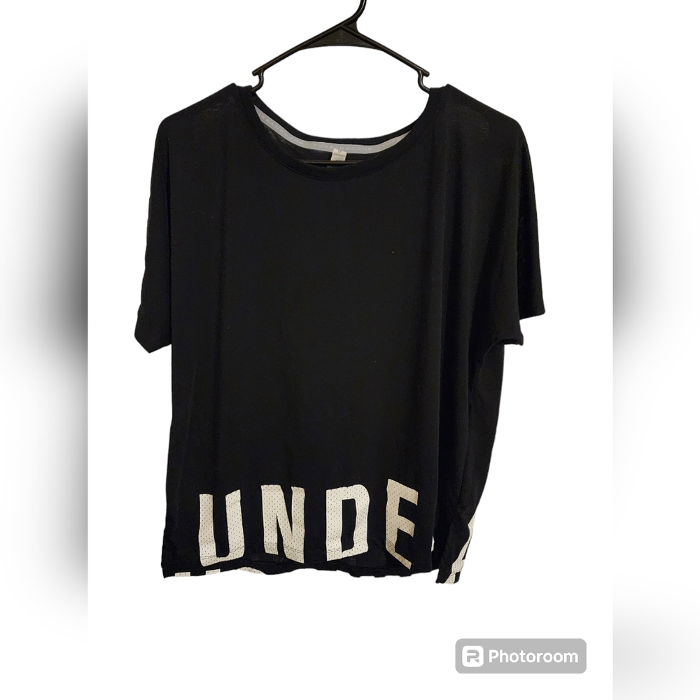 UNDER ARMOUR black Crop Top Tee T shirt Size Small